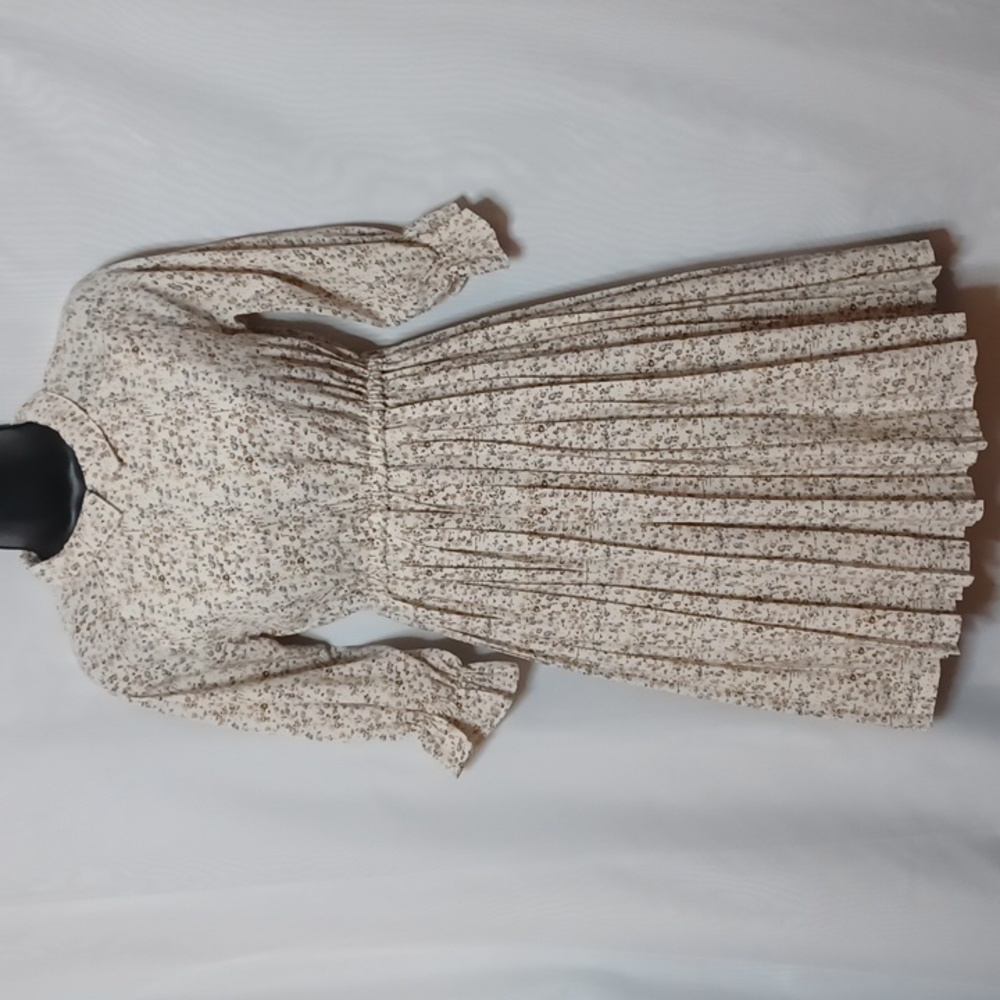 MAUVE Girls Beige Floral Pleated Midi Dress. Size 10